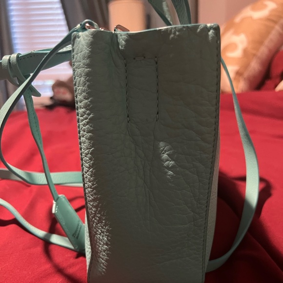Tiffany purse in excellent condition. Used once - Picture 1 of 6